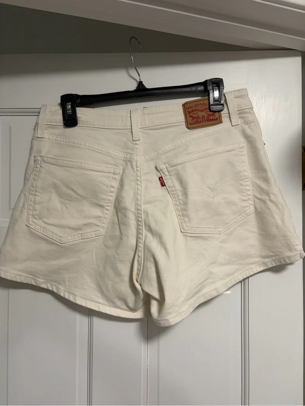 Levi’s Women’s A-line Shorts (stretch)